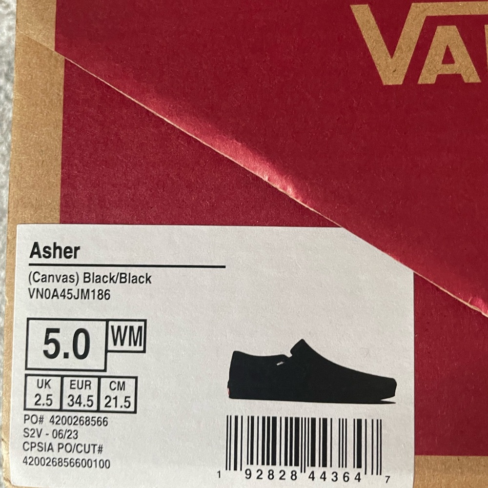 New Women’s Vans